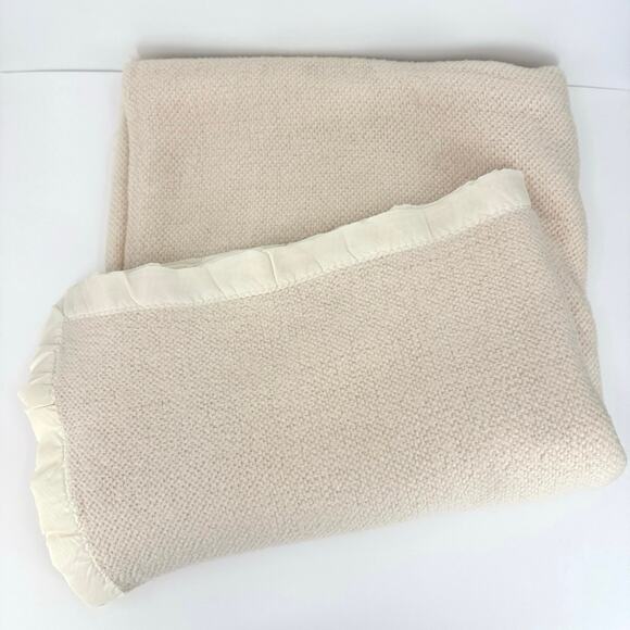 Vintage Faribo Full Queen Beige Satin Trim Waffle Weave Wool Acrylic Blanket - Picture 4 of 8